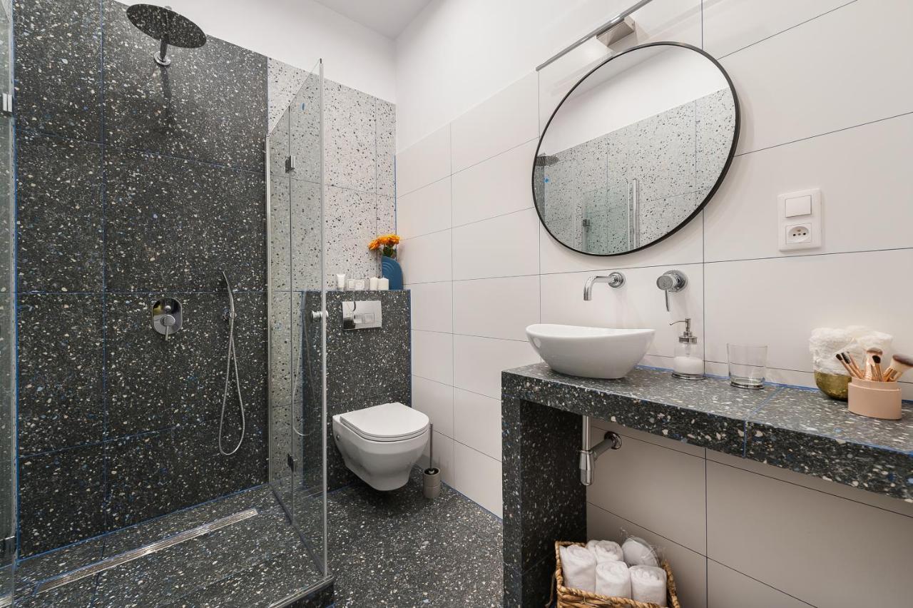 Luxury Spa Apartment Old Town Krakow Cracóvia Exterior foto